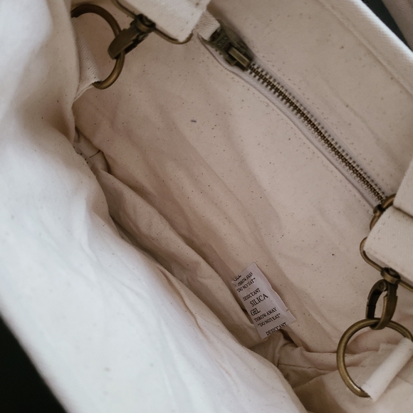 Sezane Canvas Tote Bag and Socks - Picture 4 of 7